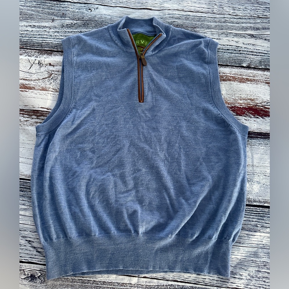 Orvis 100% Merino Wool Vest. Blue. Mens Large
